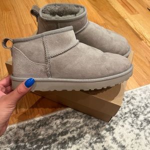 Grey ugg ultra mini